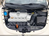 VOLKSWAGEN NEW BEETLE SE 3VWRF31Y98M****** снимка