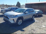 TOYOTA RAV4 XLE 2T3P1RFV6KC****** снимка