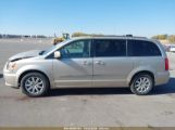 CHRYSLER TOWN & COUNTRY TOURING photo