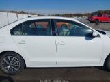 VOLKSWAGEN JETTA 1.4T SE photo