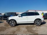 VOLKSWAGEN TOUAREG V6 WOLFSBURG EDITION снимка