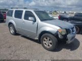 NISSAN PATHFINDER SV photo