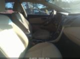 HYUNDAI ELANTRA SE photo