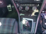 VOLKSWAGEN GOLF GTI 2.0T AUTOBAHN/2.0T S/2.0T SE 3VW5T7AU2MM****** снимка