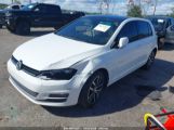 VOLKSWAGEN GOLF TSI SE 4-DOOR 3VW217AU0GM****** fotografie