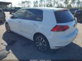 VOLKSWAGEN GOLF TSI SE 4-DOOR снимка