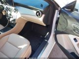 MERCEDES-BENZ CLA 250 photo