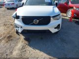 VOLVO XC40 B5 PLUS DARK THEME снимка