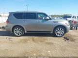 INFINITI QX80 photo