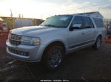 LINCOLN NAVIGATOR L 5LMJJ3J57AE****** снимка