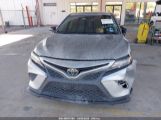 TOYOTA CAMRY SE photo