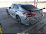 TOYOTA CAMRY SE photo