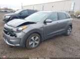 KIA NIRO LX photo