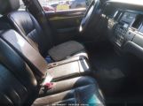 LINCOLN TOWN CAR EXECUTIVE L 2LNBL8EV2AX****** photo