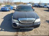 LINCOLN TOWN CAR EXECUTIVE L 2LNBL8EV2AX****** fotografie
