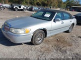 LINCOLN TOWN CAR CARTIER 1LNHM83W71Y****** fotografie