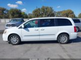 CHRYSLER TOWN & COUNTRY TOURING снимка