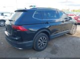 VOLKSWAGEN TIGUAN 2.0T SE/2.0T SE R-LINE BLACK/2.0T SEL photo