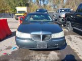 LINCOLN TOWN CAR EXECUTIVE снимка