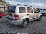 JEEP LIBERTY SPORT 1J8GP28K99W****** снимка