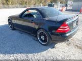 MERCEDES-BENZ SLK 230 KOMPRESSOR WDBKK47F0YF****** снимка