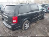 CHRYSLER TOWN & COUNTRY TOURING снимка