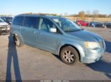 CHRYSLER TOWN & COUNTRY TOURING снимка