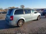 CHRYSLER TOWN & COUNTRY TOURING снимка