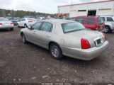 LINCOLN TOWN CAR SIGNATURE photo