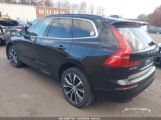 VOLVO XC60 B5 MOMENTUM photo