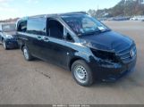 MERCEDES-BENZ METRIS photo