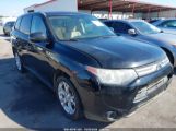 MITSUBISHI OUTLANDER SE photo