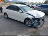 VOLKSWAGEN JETTA 2.5L SE photo