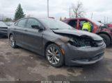 CHRYSLER 200 S photo