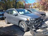 GMC TERRAIN SLT photo