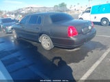 LINCOLN TOWN CAR EXECUTIVE L 2LNBL8EV3AX****** снимка