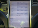 TESLA MODEL X 100D/75D/P100D 5YJXCBE28JF****** снимка