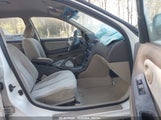 NISSAN MAXIMA GLE/GXE/SE JN1CA31D8YT****** снимка