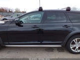 VOLVO V90 CROSS COUNTRY T5 YV4102NK2J1****** fotografie