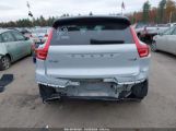 VOLVO XC40 T5 R-DESIGN снимка