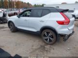 VOLVO XC40 T5 R-DESIGN снимка