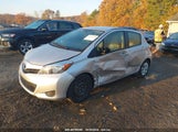 TOYOTA YARIS LE JTDKTUD32DD****** снимка