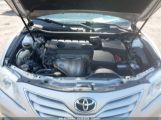 TOYOTA CAMRY LE photo