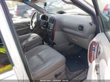 CHRYSLER TOWN & COUNTRY LIMITED 2C8GP64L82R****** снимка