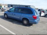 CHRYSLER TOWN & COUNTRY TOURING photo