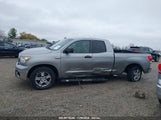 TOYOTA TUNDRA SR5 5.7L V8 5TBBV54198S****** photo