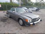 MERCEDES-BENZ 560 SL photo