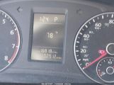 VOLKSWAGEN PASSAT 2.5L S photo