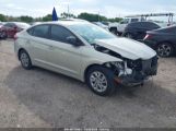 HYUNDAI ELANTRA SE photo