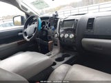TOYOTA TUNDRA LIMITED 5.7L V8 5TFBW5F15DX****** fotografie